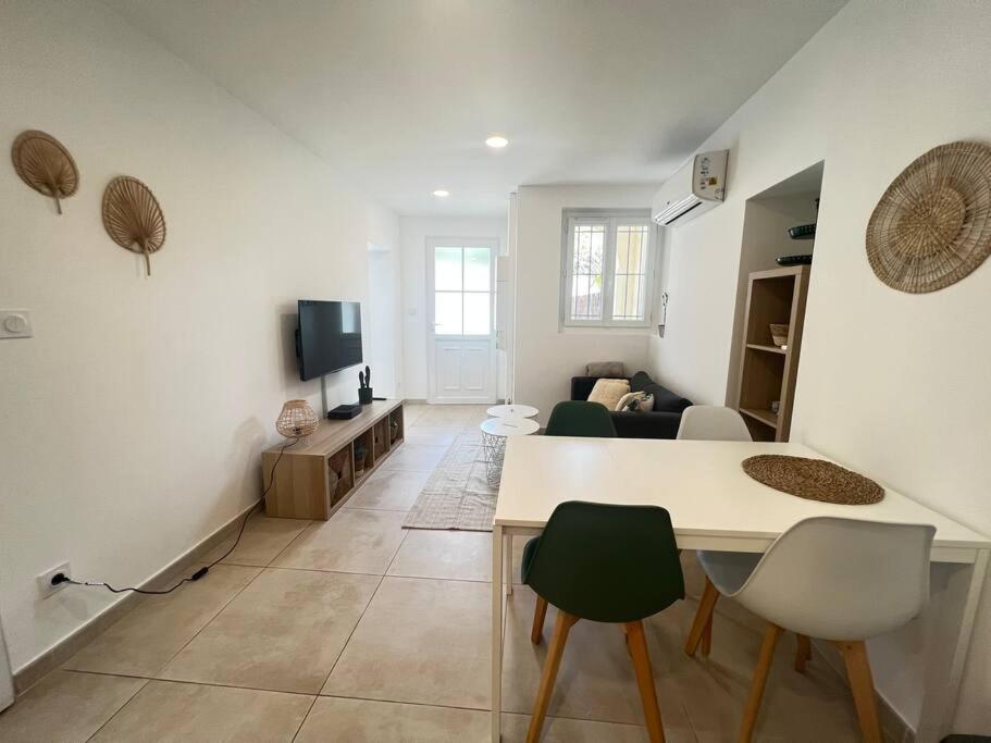 La Glycine - Parking Gratuit - Ac Clim - Cour Prive - Apartment วิลเนิฟ-เลส์-อาวิญง ภายนอก รูปภาพ